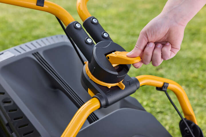 STIGA Akku-Rasenmäher Collector 548e S Kit